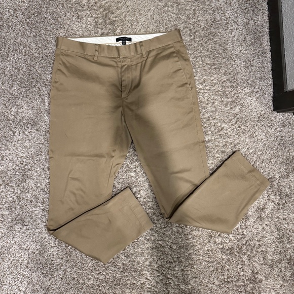 Banana Republic Fulton Skinny Fit Chino - Picture 1 of 3